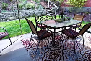 1515 Williamsburg Pl, Blackridge, PA 15235 - Photo 16