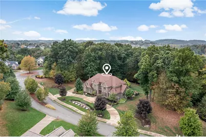 201 Macfadden Dr, Pine Township, PA 15044 - Photo 2