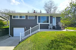 160 Franklin Farms Rd, North Franklin Township, PA 15301 - Photo 1