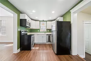 425 Burton Ave, Washington, PA 15301 - Photo 10