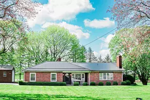 854 N Washington Rd, Washington Township, PA 16050 - Photo 2