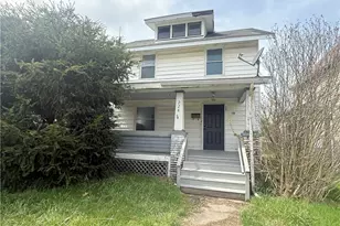 726 Baldwin Ave, Sharon, PA 16146 - Photo 1