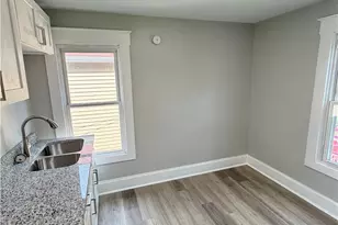 422 Glen Ave, Ellwood City, PA 16117 - Photo 12
