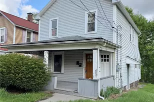 422 Glen Ave, Ellwood City, PA 16117 - Photo 2