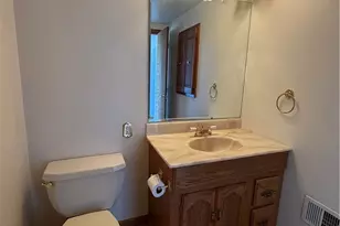 214 Madison Ave, Sewickley Township, PA 15637 - Photo 16