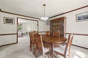 167 Black Oak Dr, Scott Township, PA 15220 - Photo 10