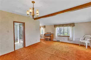208 Center St, Daugherty Township, PA 15066 - Photo 4