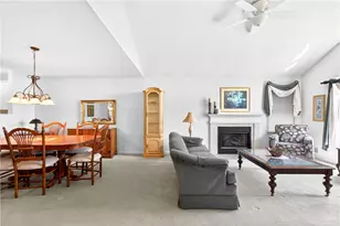 6366 Jefferson Pointe Cir, Jefferson Hills, PA 15025 - Photo 10
