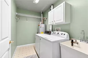 6366 Jefferson Pointe Cir, Jefferson Hills, PA 15025 - Photo 22