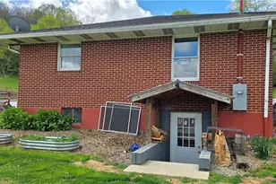 217 Camp Ground Rd, Addison Township, PA 15424 - Photo 20