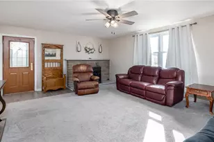 1971 Henderson Ave, Chartiers, PA 15301 - Photo 4