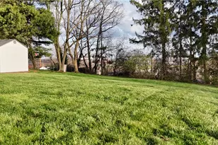 155 Connie Park Dr, Kennedy Township, PA 15136 - Photo 26