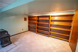 155 Connie Park Dr, Kennedy Township, PA 15136 - Photo 24