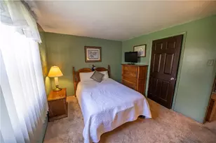 155 Connie Park Dr, Kennedy Township, PA 15136 - Photo 16