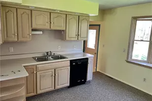 21 West Dr, West Salem Township, PA 16125 - Photo 8