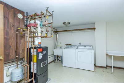 860 Parkview Drive, Westmont Hilltop School District, PA 15905 - Photo 24
