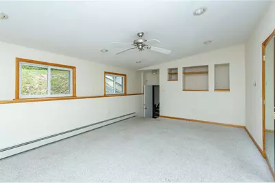 860 Parkview Drive, Westmont Hilltop School District, PA 15905 - Photo 6