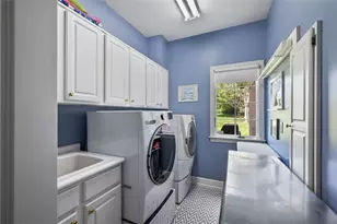 2004 Quincey Dr, Jefferson Hills, PA 15025 - Photo 18