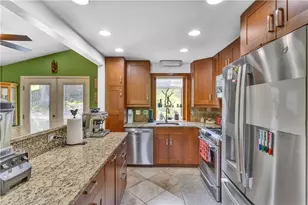 134 Bleil Dr, Pittsburgh, PA 15116 - Photo 2