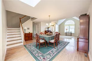 224 Country View Dr, Lower Burrell, PA 15068 - Photo 8