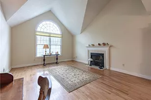 224 Country View Dr, Lower Burrell, PA 15068 - Photo 4