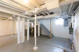 939 Warren Ave, New Castle, PA 16101 - Photo 22