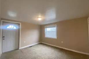 1025 Logan Rd, North Versailles, PA 15137 - Photo 18