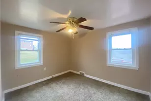 1025 Logan Rd, North Versailles, PA 15137 - Photo 22