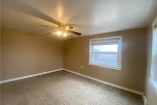 1025 Logan Rd, North Versailles, PA 15137 - Photo 12