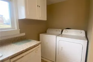 1025 Logan Rd, North Versailles, PA 15137 - Photo 8