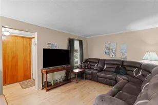 1507 Grant St, North Braddock, PA 15104 - Photo 12