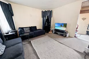 201 Comrie Ave, Braddock, PA 15104 - Photo 2