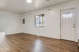 1702 McMinn St, Aliquippa, PA 15001 - Photo 6