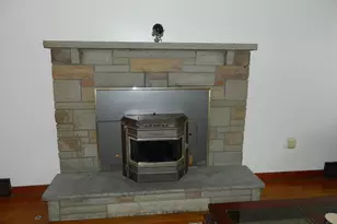 131 Wise Ln, Pittsburgh, PA 15209 - Photo 4