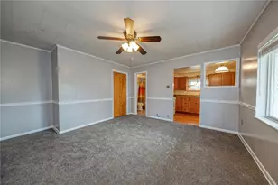 3819 Grant St, South Park, PA 15129 - Photo 10