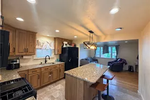 16 Jackson Dr, Monessen, PA 15062 - Photo 4