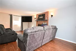 8 Delrose Dr, Monessen, PA 15062 - Photo 10