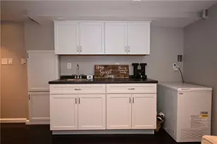 8 Delrose Dr, Monessen, PA 15062 - Photo 24