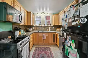 229 Dewey St, Pittsburgh, PA 15218 - Photo 10