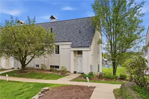 7 Ridgemead Fields Dr, Pittsburgh, PA 15147 - Photo 2