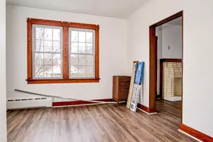1818 VanBuren St, Aliquippa, PA 15001 - Photo 6