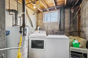 3801 Hilpert St, Pittsburgh, PA 15227 - Photo 28