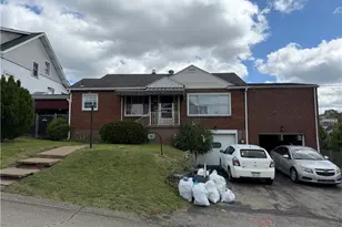 14 Hogsett St, Uniontown, PA 15401 - Photo 2