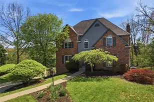 416 Chestnut Grove, Cranberry Township, PA 16066 - Photo 2