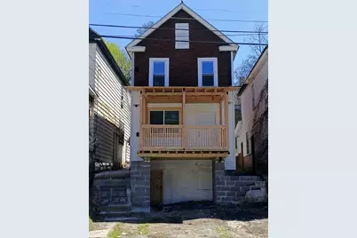 210 N 4th St, Jeannette, PA 15644 - Photo 1