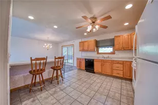 209 Falcon Ridge Dr, New Kensington, PA 15068 - Photo 8