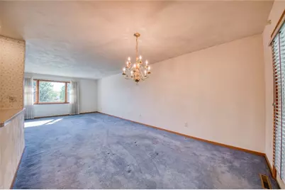 209 Falcon Ridge Drive, New Kensington, PA 15068 - Photo 6