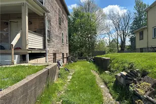 306 4th St, Monessen, PA 15062 - Photo 8