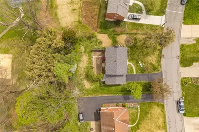 332 Long Dr, Pittsburgh, PA 15241 - Photo 10