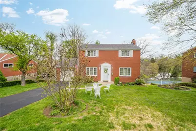 332 Long Dr, Pittsburgh, PA 15241 - Photo 2